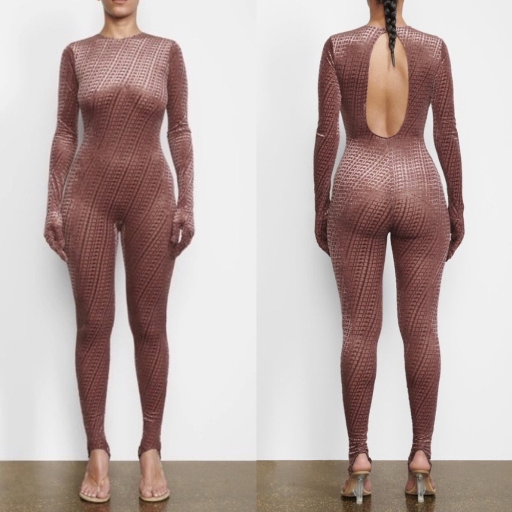 NWT Skims After Hours Velvet Logo Stirrup One Piece Catsuit